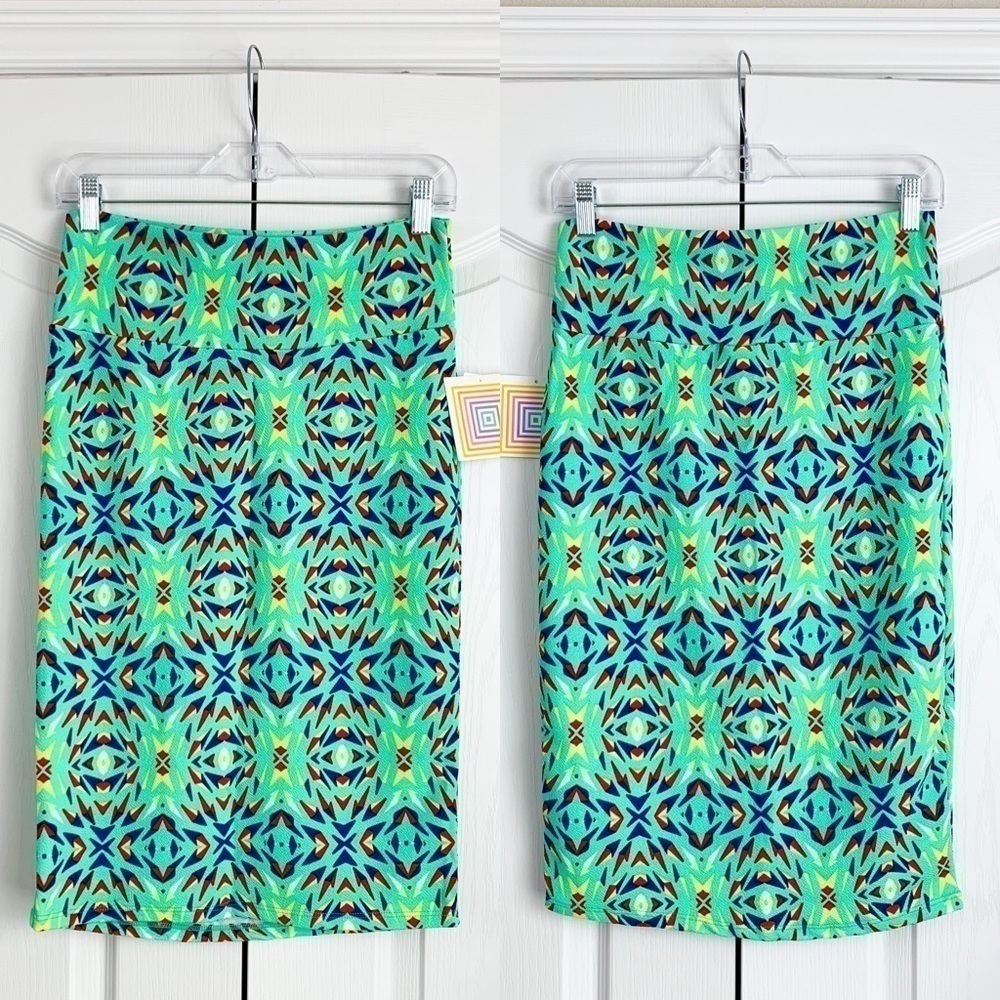 LuLaRoe Burst Cassie Pencil Skirt